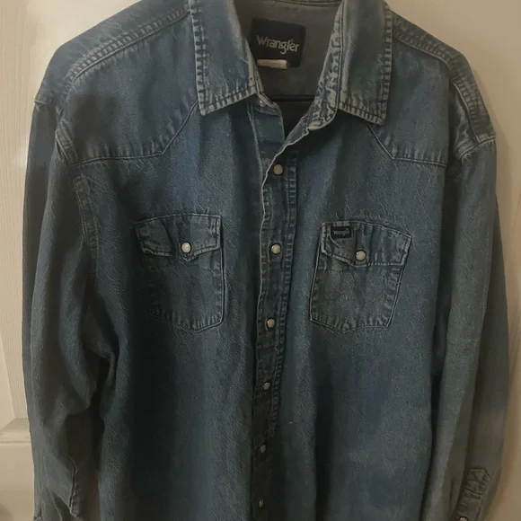 Wrangler Blue Denim Casual Button Down Shirt - Picture 1 of 5